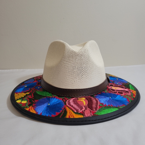 New Beautiful Embroidered Hat - Picture 3 of 14